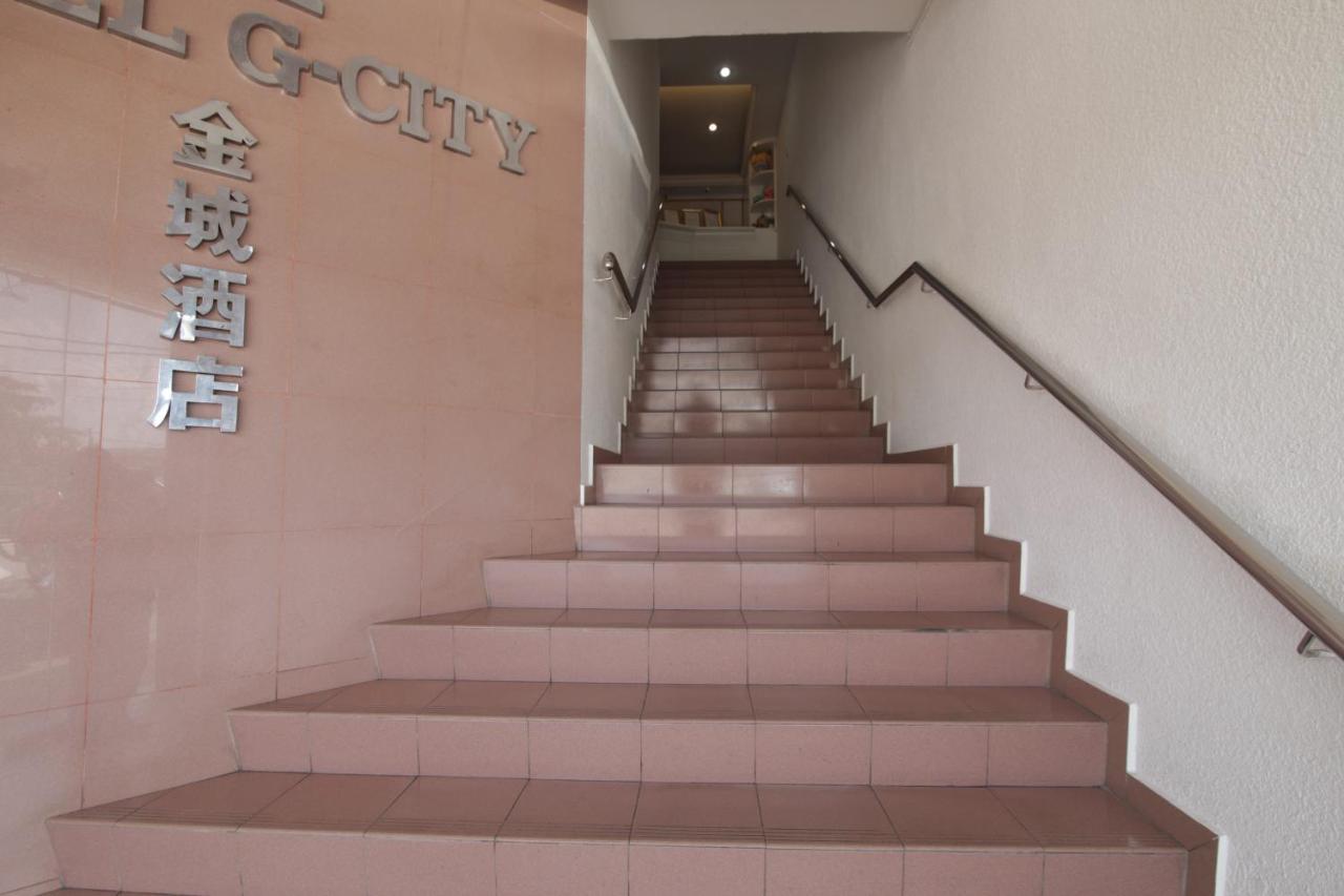 G City Hotel Телук-Интан Экстерьер фото