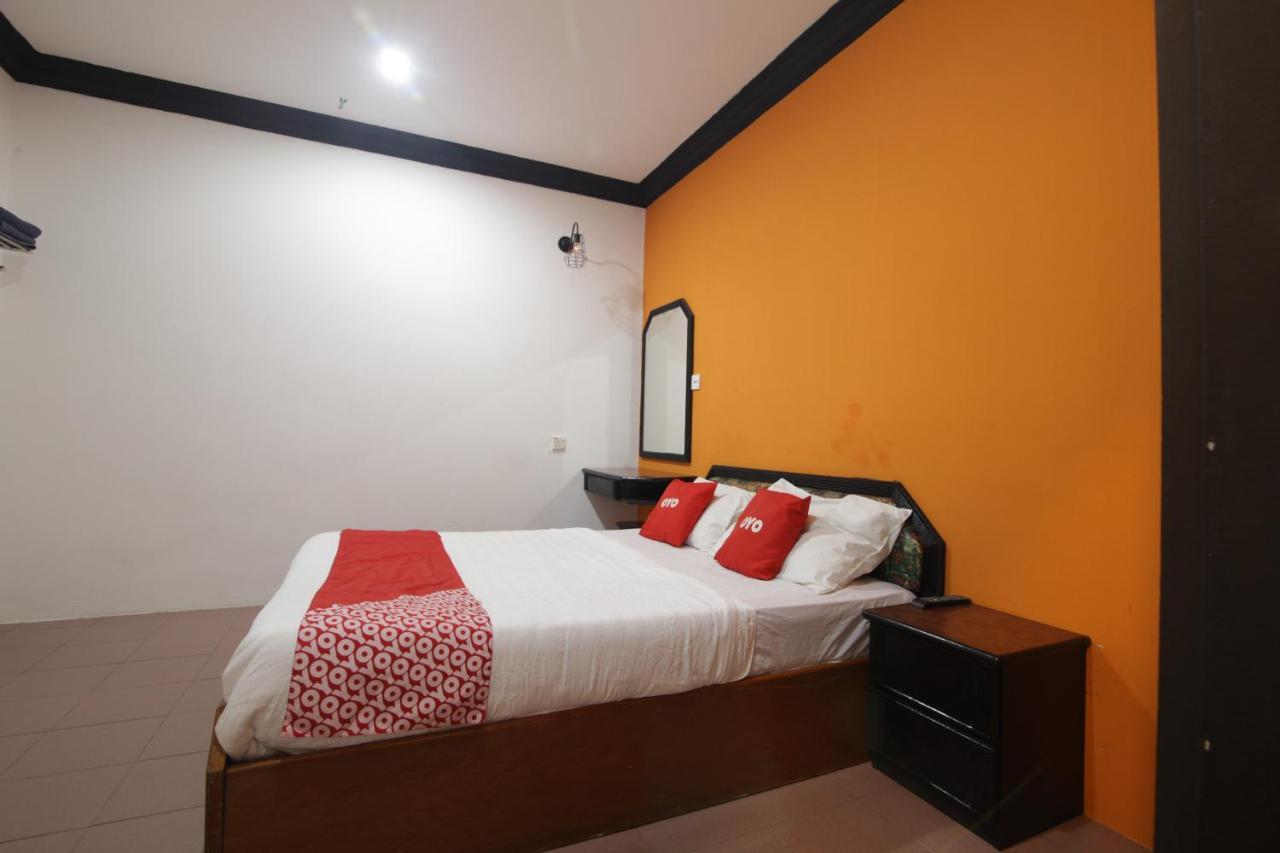 G City Hotel Телук-Интан Экстерьер фото
