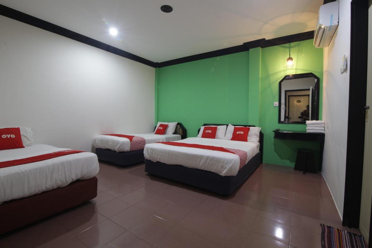 G City Hotel Телук-Интан Экстерьер фото