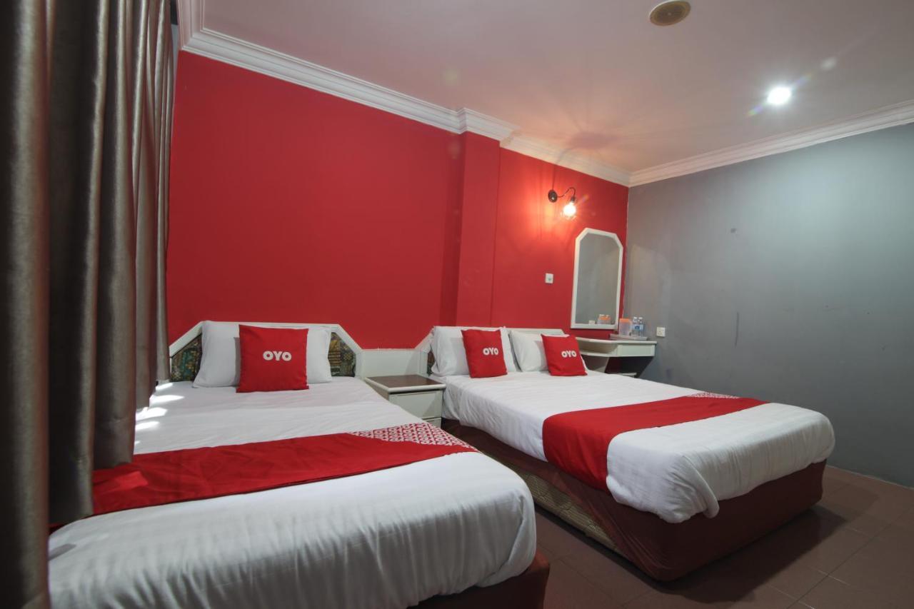 G City Hotel Телук-Интан Экстерьер фото