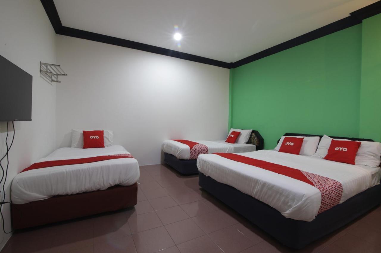 G City Hotel Телук-Интан Экстерьер фото
