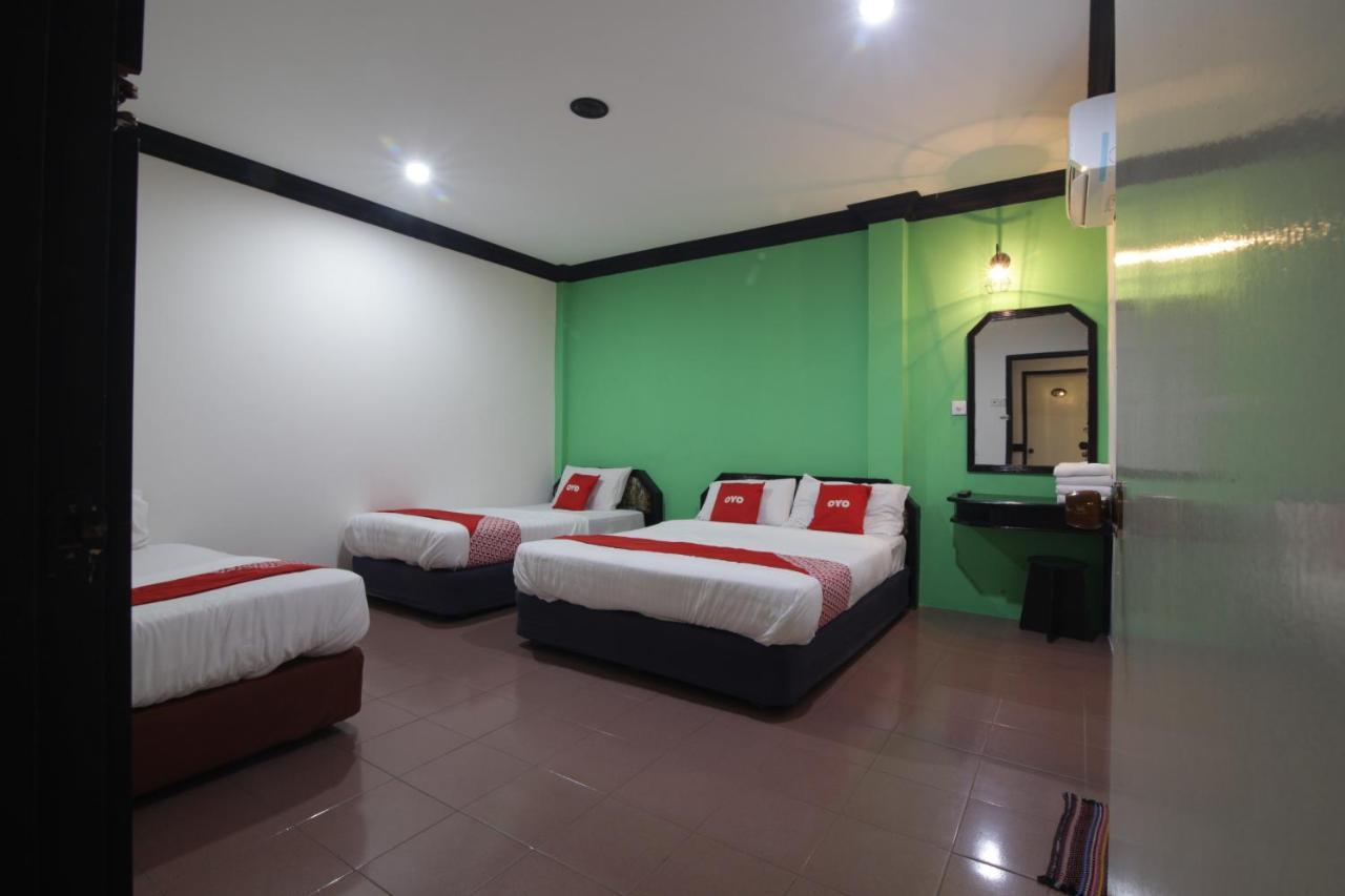 G City Hotel Телук-Интан Экстерьер фото
